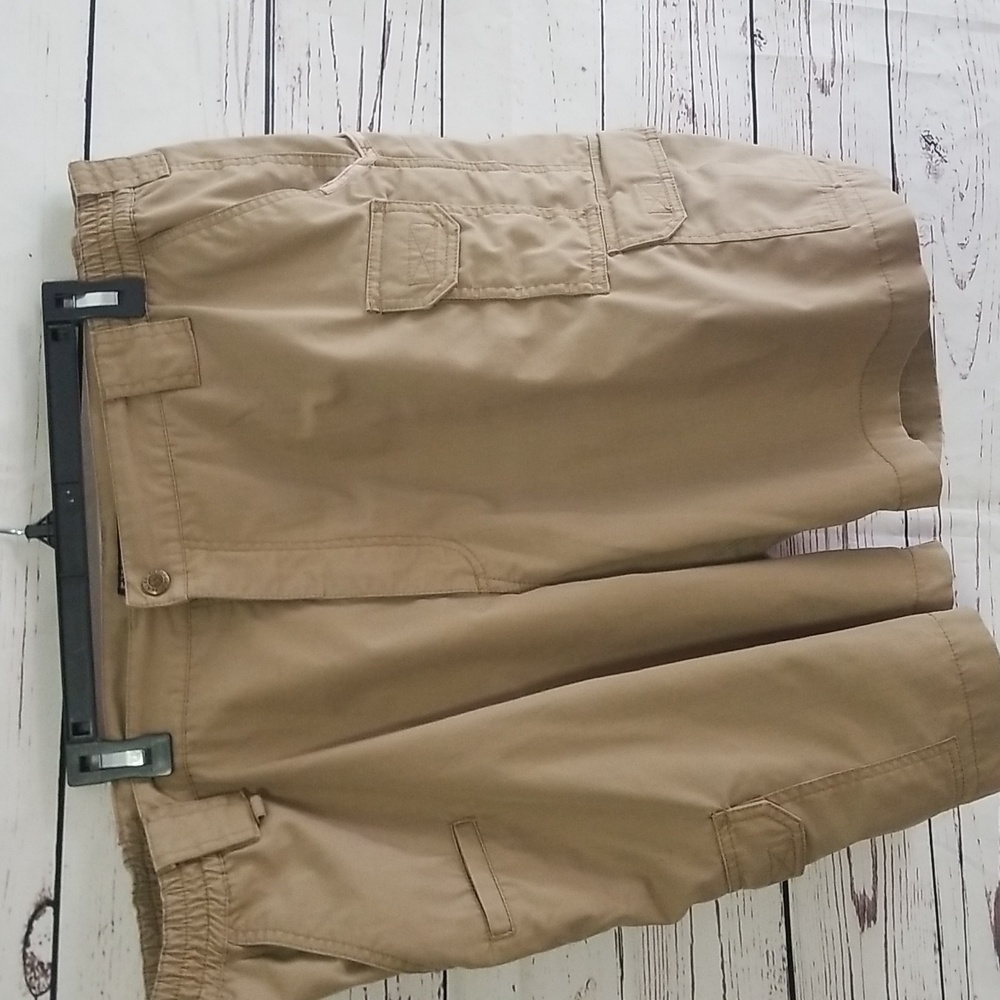 5.11 Tactical Cargo Shorts 44 - Picture 3 of 5